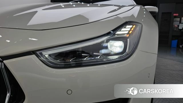 Maserati Ghibli id 4322546 из Кореи 14