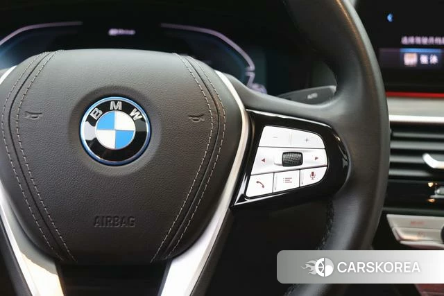 BMW 5 series PHEV id 4210196 из Китая 14