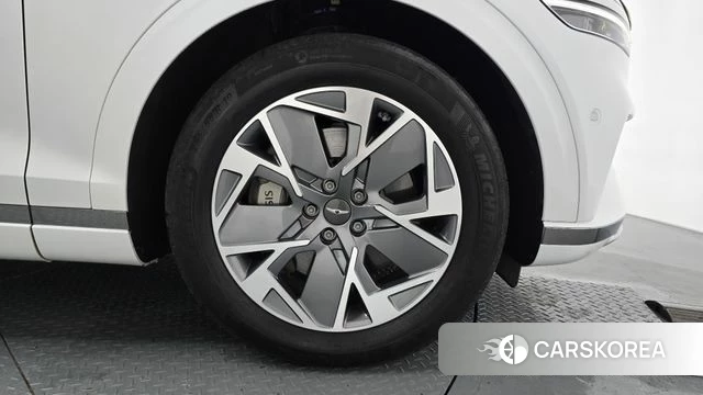 Genesis Electrified GV70 id 4753673 из Кореи 14