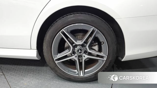 Mercedes-Benz E-Class W213 id 4409016 из Кореи 14