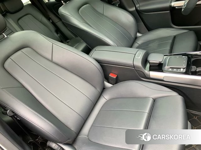 Mercedes-Benz GLB id 4342268 из Китая 14