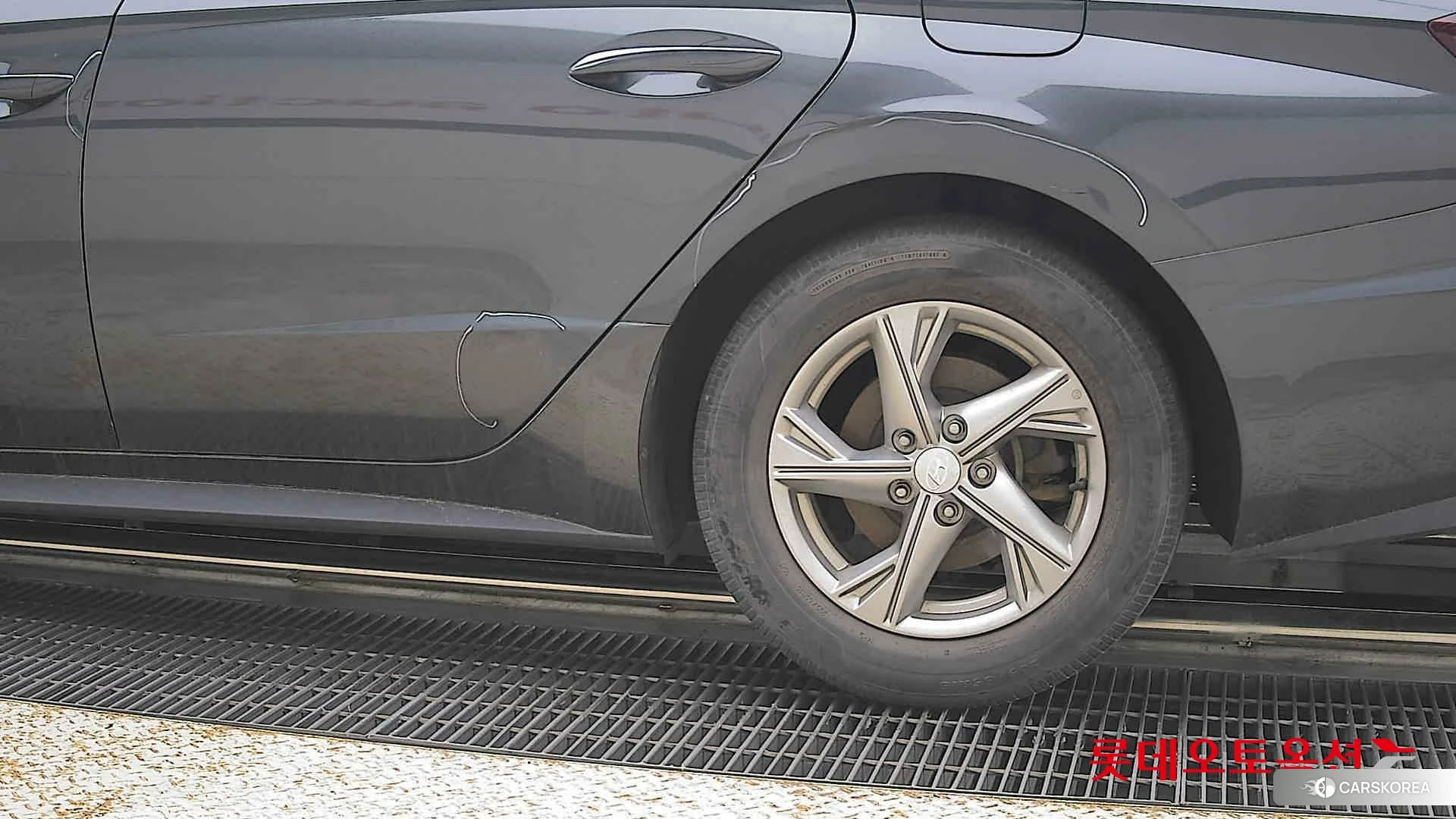 Hyundai Sonata id 4510114 из Кореи 14