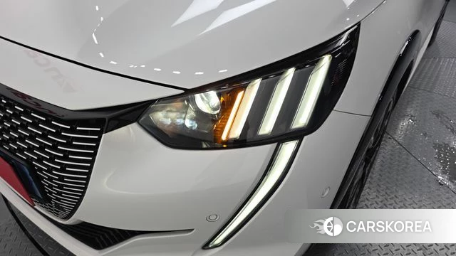 Peugeot e-208 second Generation id 4630495 из Кореи 14