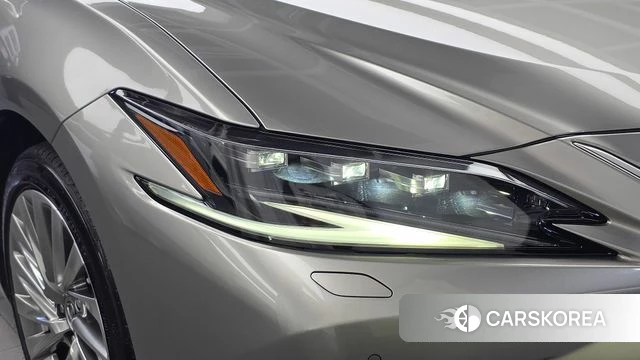 Lexus ES300h 7th generation id 4768298 из Кореи 14