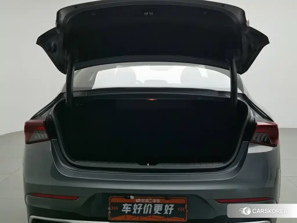 Kia K5 id 4599803 из Китая 14