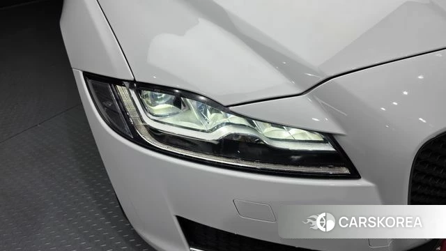 Jaguar XF (X260) id 4295104 из Кореи 14