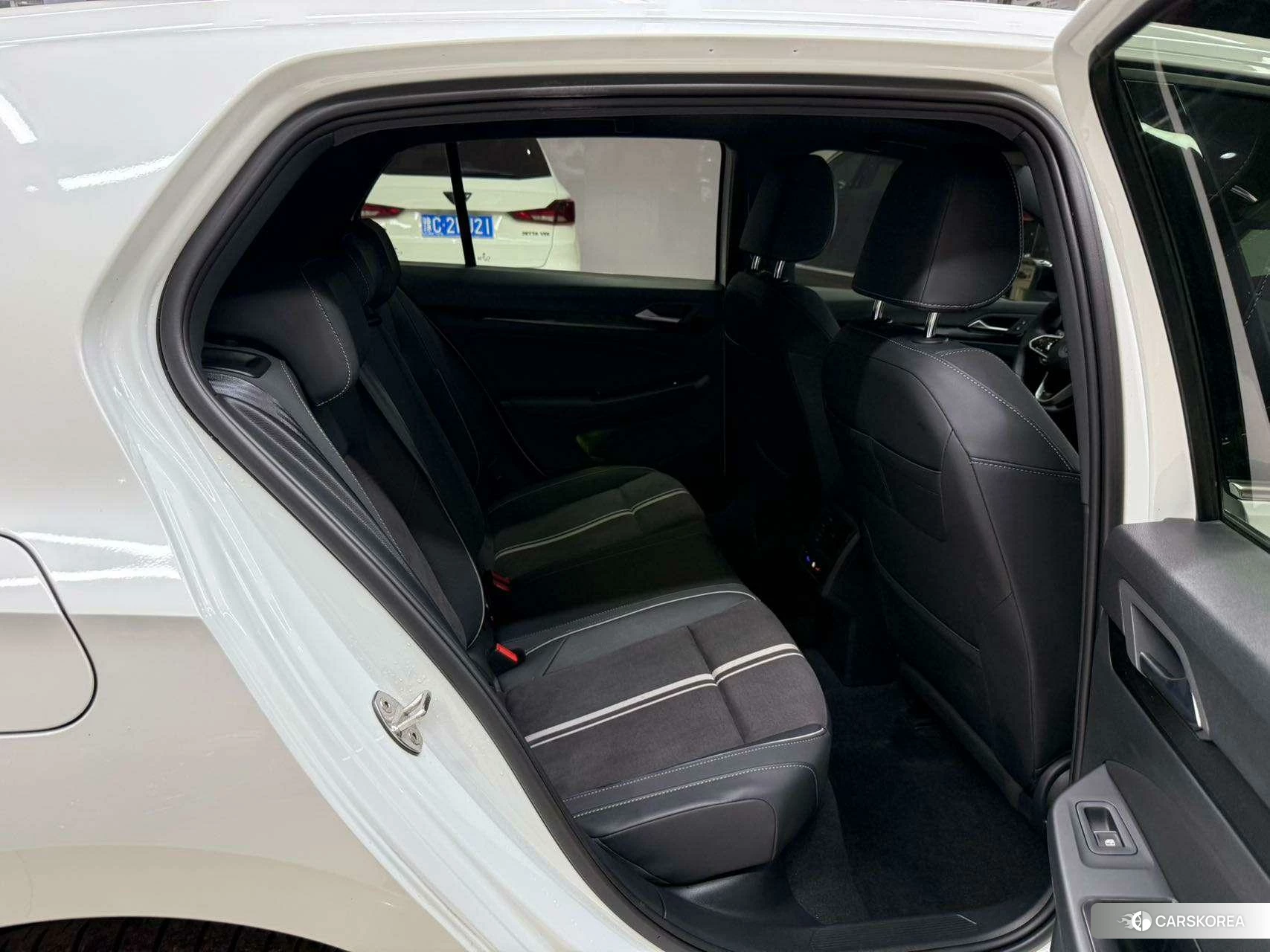 Volkswagen Golf id 4487190 из Китая 14