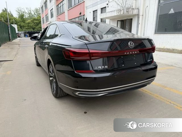 Volkswagen Passat id 4240831 из Китая 14