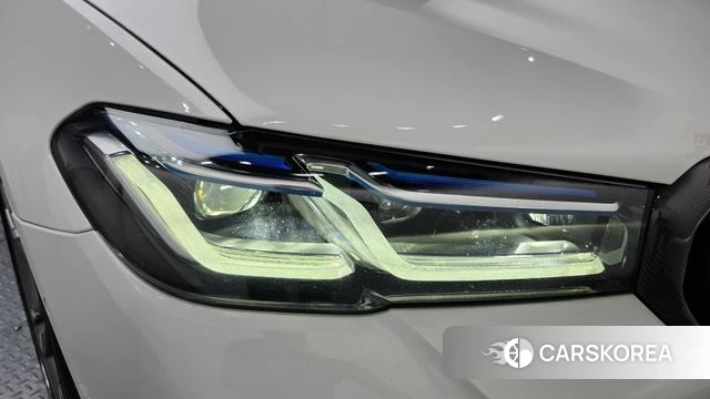 BMW 5 Series (G30) id 4687882 из Кореи 14