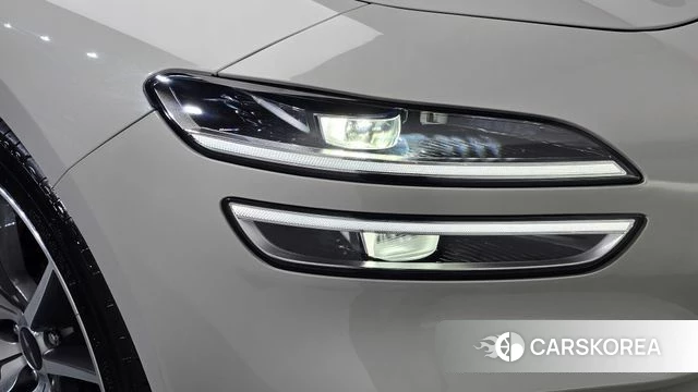 Genesis The New G70 id 4778165 из Кореи 14