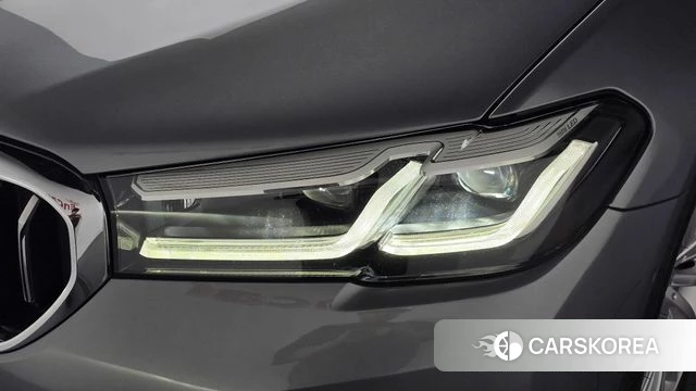 BMW 5 Series (G30) id 4591757 из Кореи 14