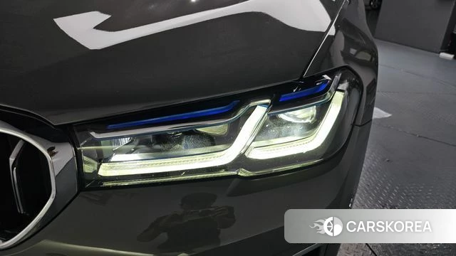 BMW 5 Series (G30) id 4423229 из Кореи 14