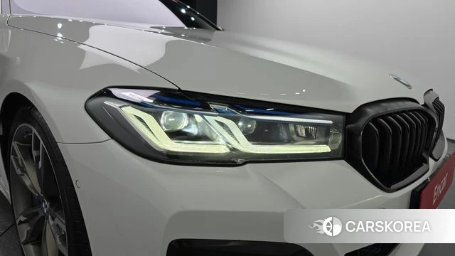 BMW 5 Series (G30) id 4784343 из Кореи 14