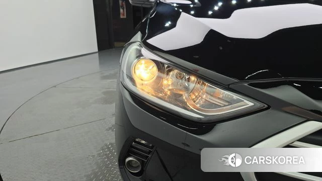 Hyundai Avante AD id 4568671 из Кореи 14