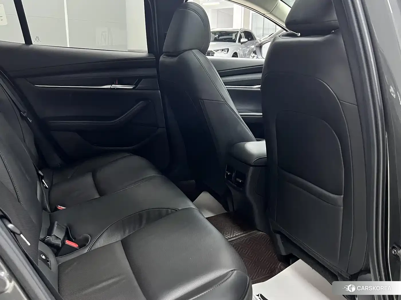 Mazda 3 id 4583813 из Китая 14
