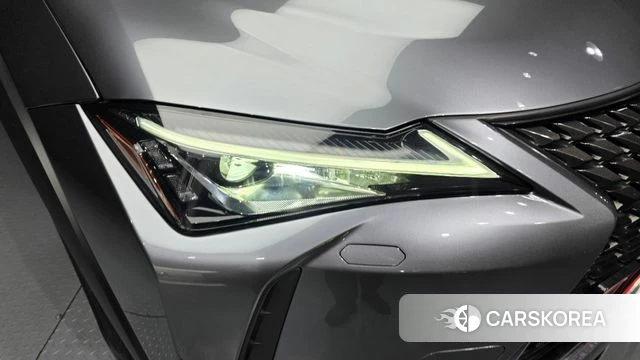 Lexus UX250h id 4325442 из Кореи 14