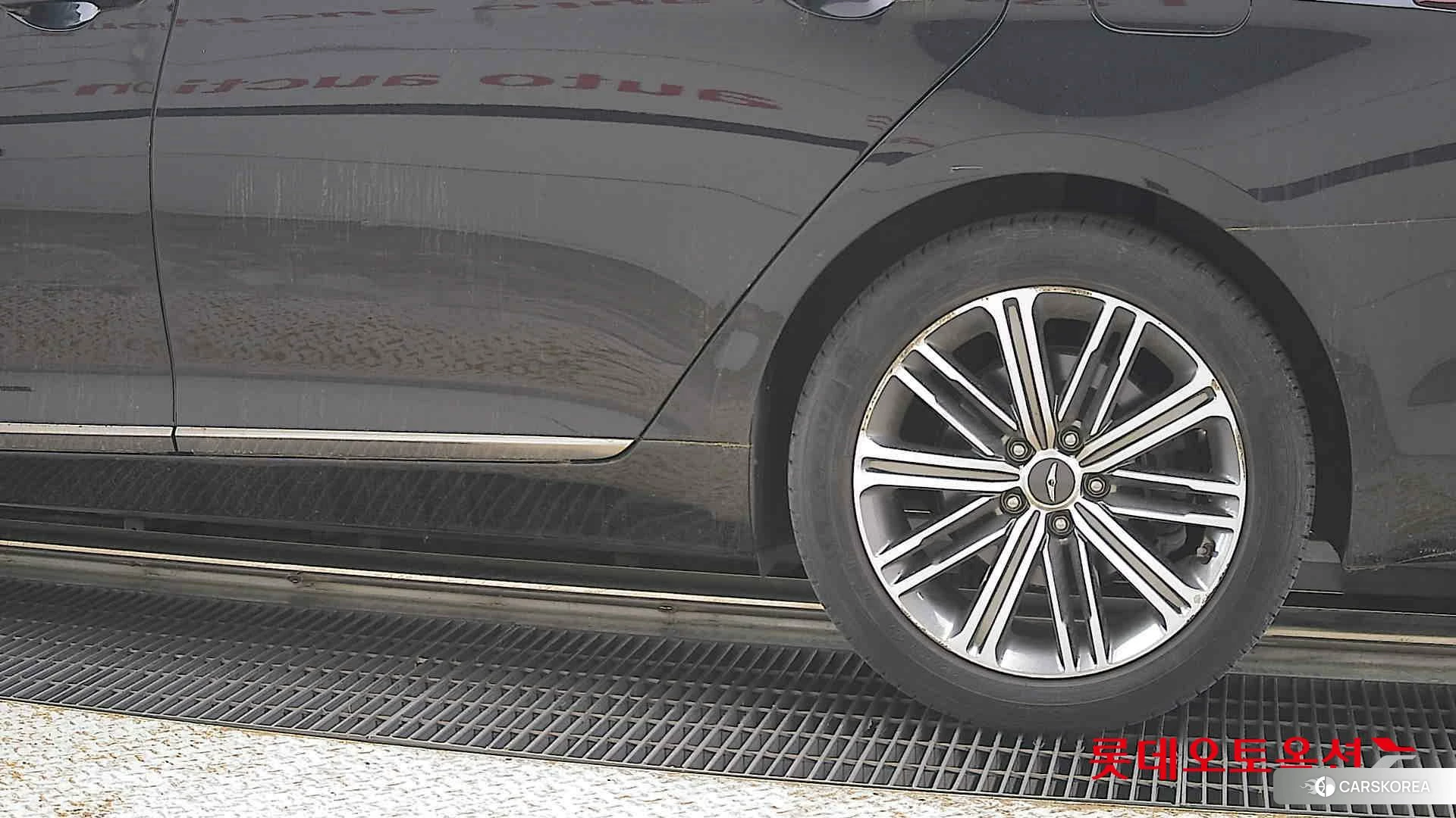 Hyundai G80 id 4289300 из Кореи 14