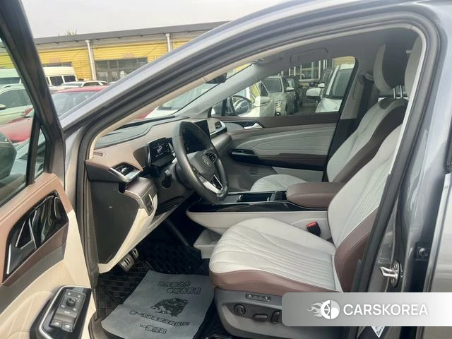 Volkswagen ID.6 X id 4374531 из Китая 14