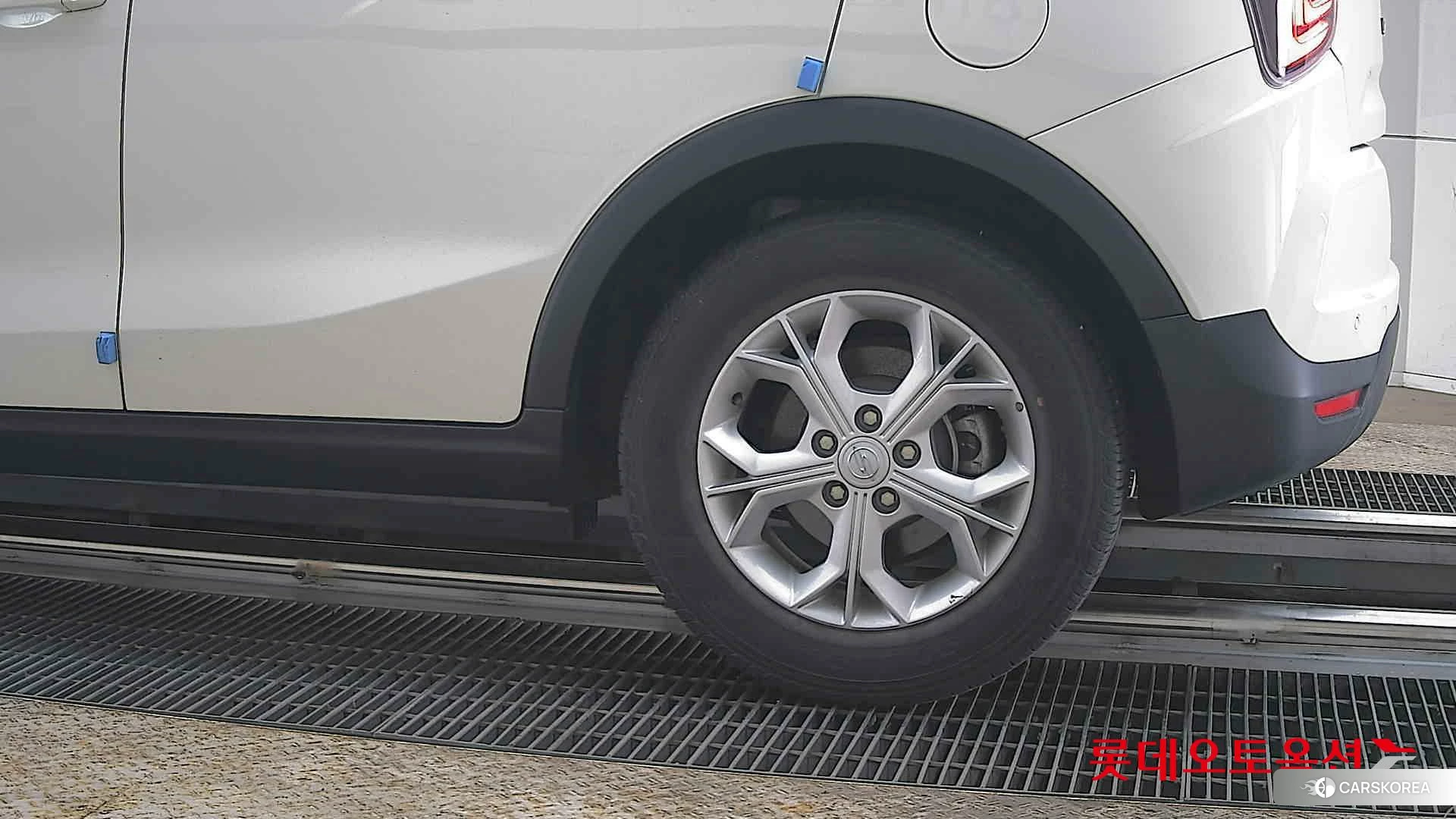 SsangYong Tivoli id 3875666 из Кореи 13