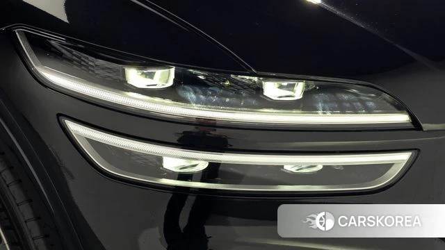 Genesis GV70 id 4898477 из Кореи 14