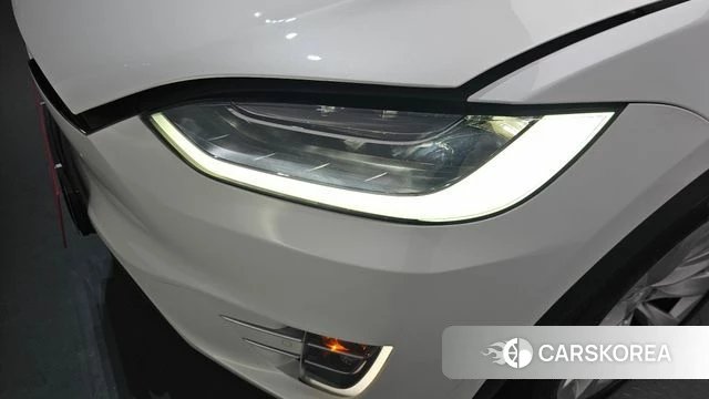 Tesla Model X id 4390330 из Кореи 14