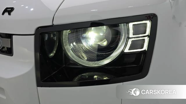 Land Rover Defender (L663) id 4572447 из Кореи 14
