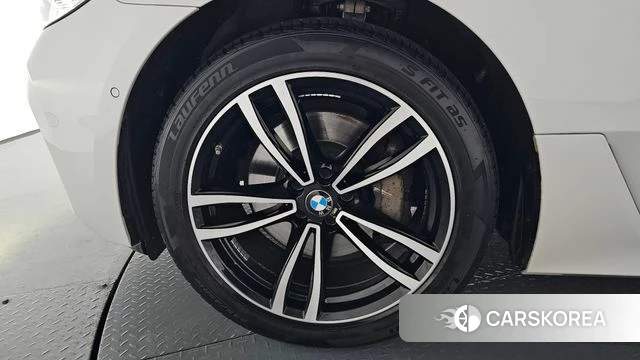 BMW 6 Series GT (G32) id 4281505 из Кореи 14