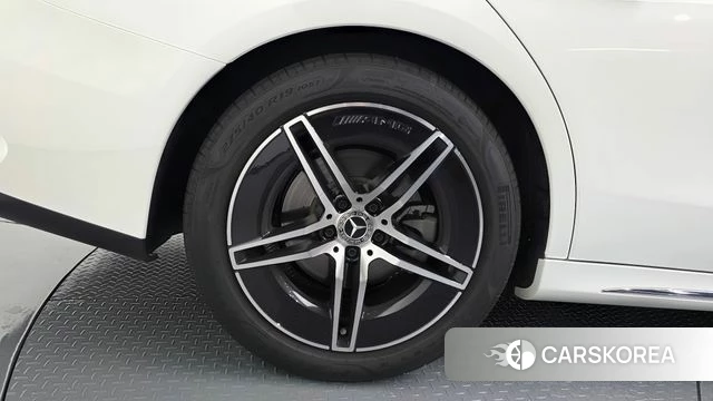 Mercedes-Benz E-Class W214 id 4602073 из Кореи 14