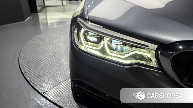 BMW 5 Series (G30) id 4587529 из Кореи 14