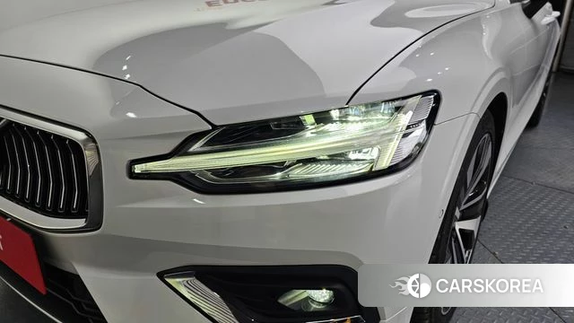 Volvo S60 3rd generation id 4584914 из Кореи 14