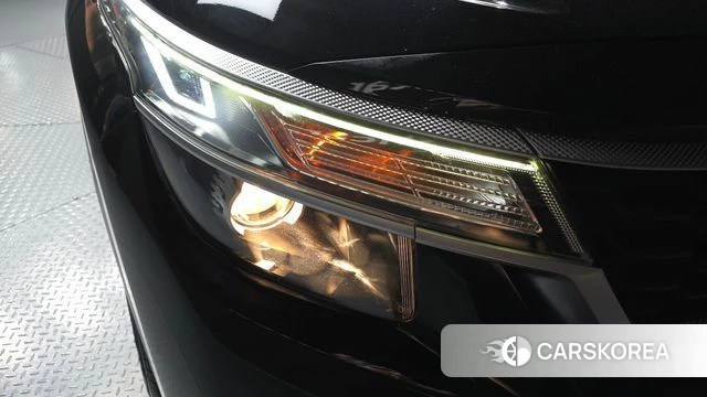 Kia Seltos id 4283480 из Кореи 14