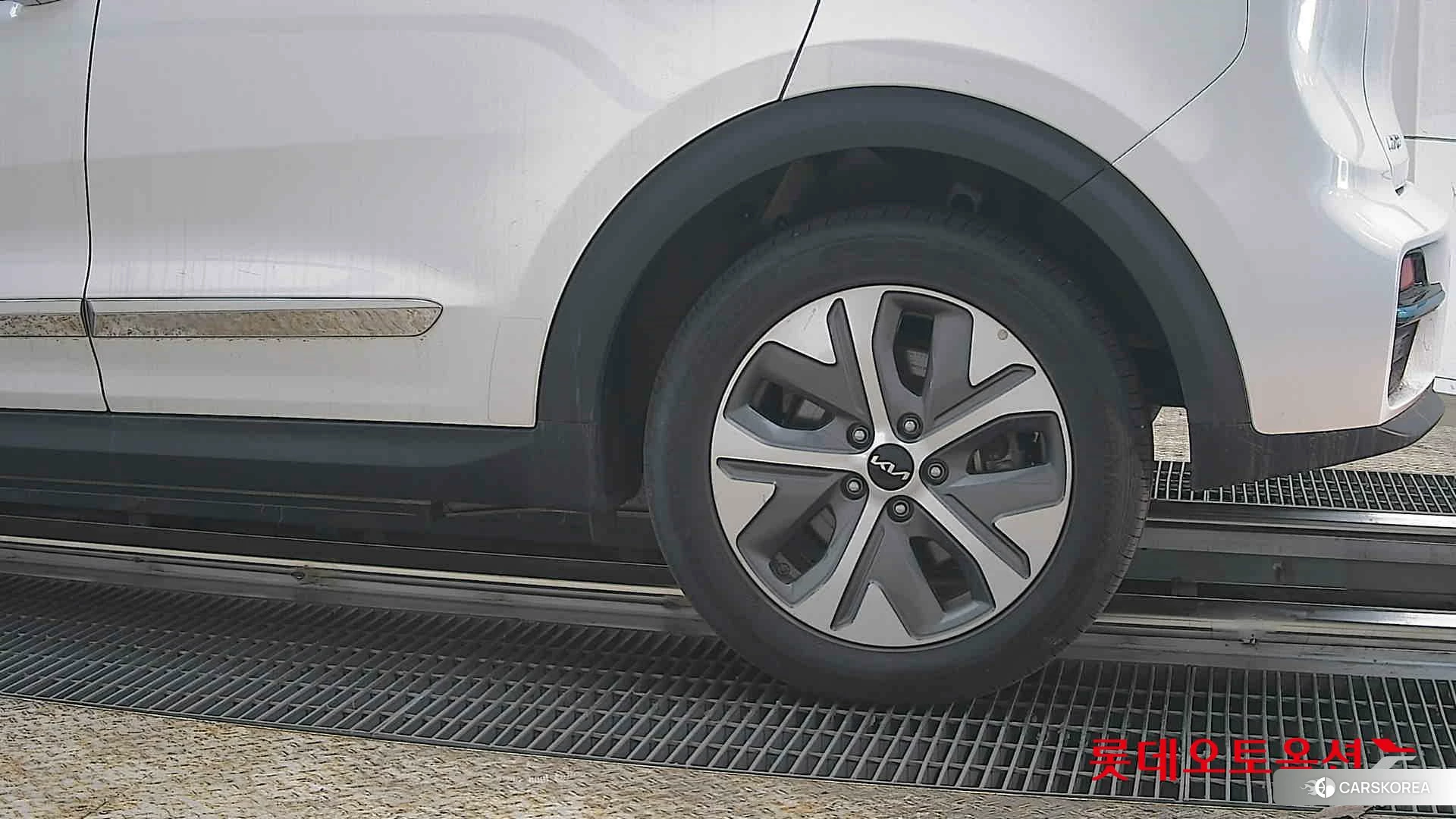 Kia Niro EV id 3882164 из Кореи 14