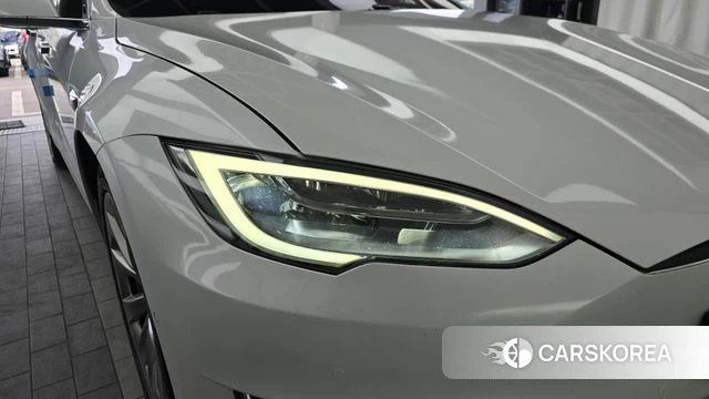 Tesla Model S id 4490383 из Кореи 14