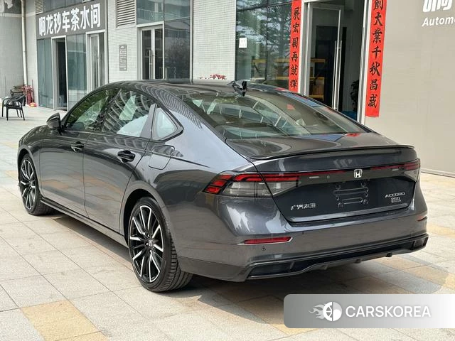 Honda Accord id 4254601 из Китая 14