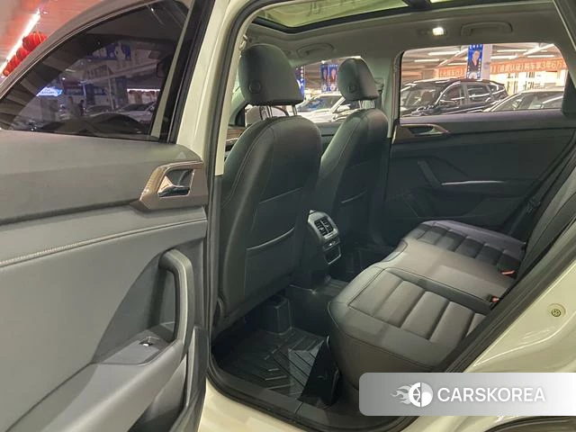 Volkswagen Tuyue id 4365756 из Китая 14