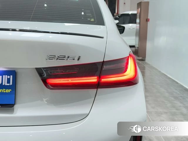 BMW 3 series id 4368368 из Китая 14