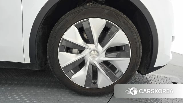 Tesla Model Y id 4571539 из Кореи 14