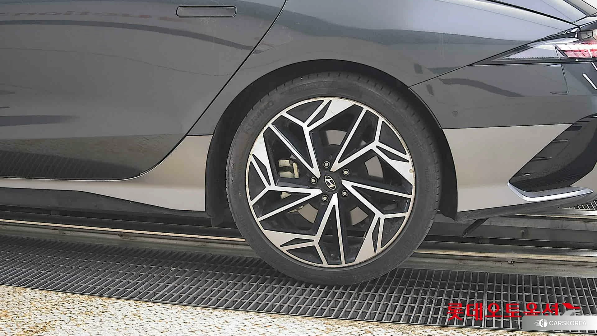 Hyundai IONIQ 6 id 4289335 из Кореи 14