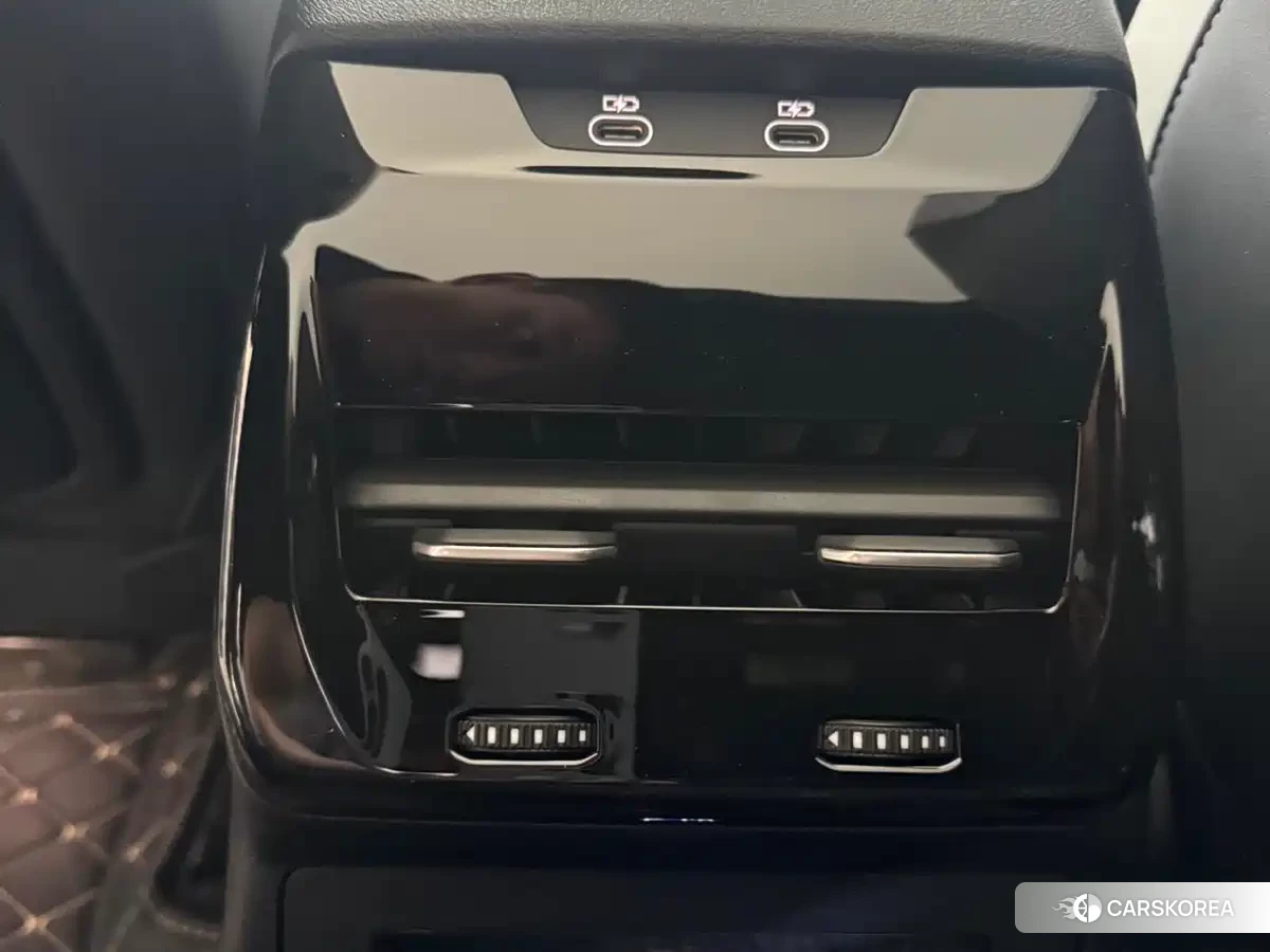 Audi A5L id 4539028 из Китая 14