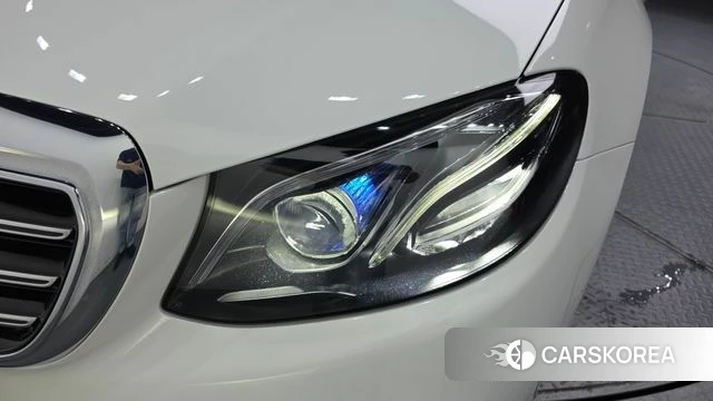 Mercedes-Benz E-Class W213 id 4304378 из Кореи 14