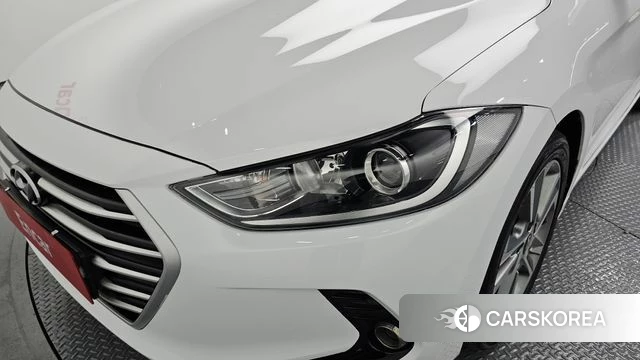 Hyundai Avante AD id 4188711 из Кореи 14