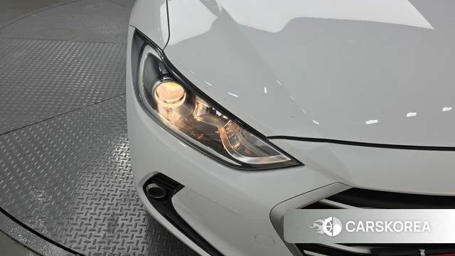Hyundai Avante AD id 4403543 из Кореи 14