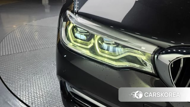 BMW 5 Series (G30) id 4562921 из Кореи 14