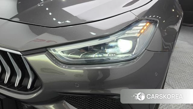 Maserati Ghibli id 4507662 из Кореи 14