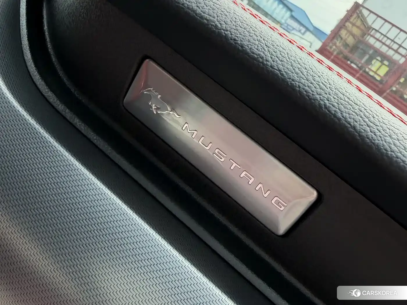 Ford Mustang id 4545997 из Китая 14