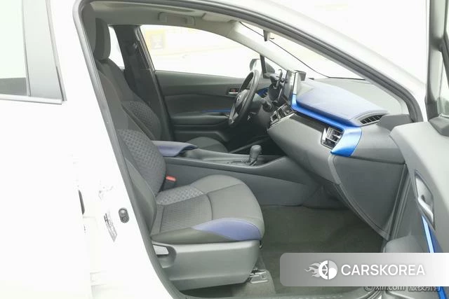 Toyota C-HR id 4314089 из Китая 14