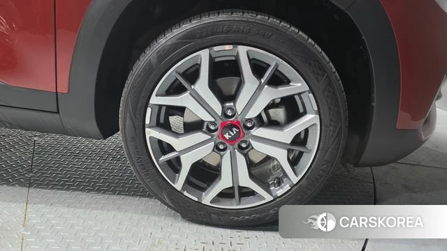 Kia Seltos id 4203445 из Кореи 14