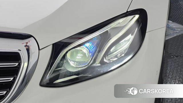 Mercedes-Benz E-Class W213 id 4907111 из Кореи 14