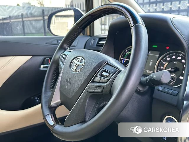 Toyota Elfa id 4272871 из Китая 14