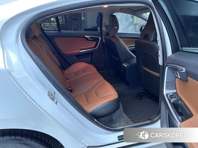 Volvo S60 id 4215594 из Китая 14